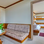 Ff&e Dania Hotel