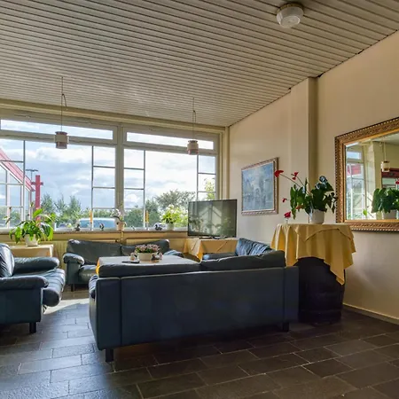 Ff&e Dania Hotell