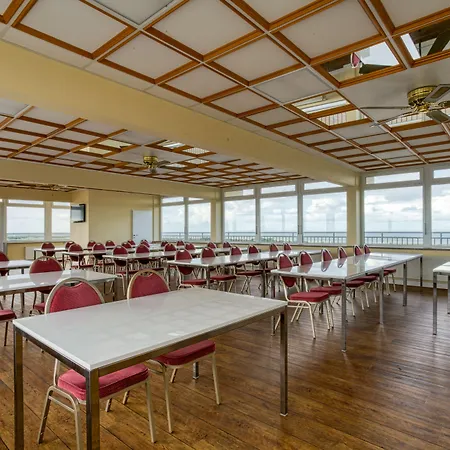 Ξενοδοχείο Ff&e Dania 3*