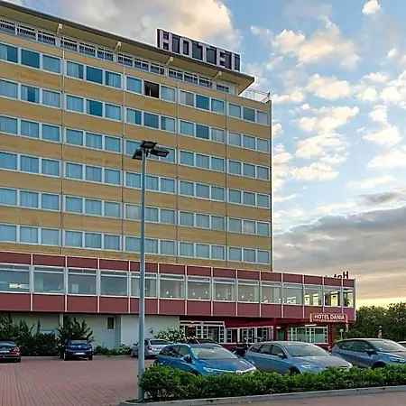 Dania Отель 3*